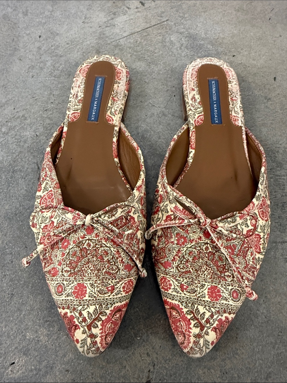 Margaux Cream and Red Paisley Pointed-Toe Slip-On Mules
